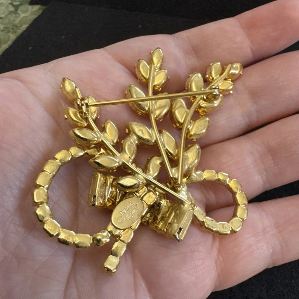 Marie Ferra Vintage Rare Large Flower Branch Brooch Gold Tone Rhinestones EUC